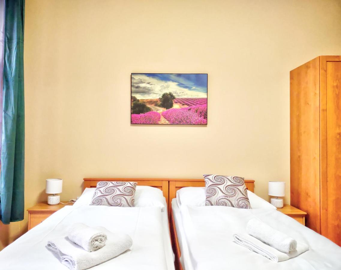 Karlsbad Family Apartment Εξωτερικό φωτογραφία